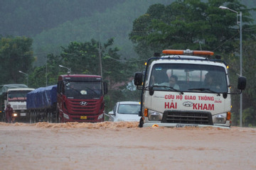 Tâm điểm mưa lớn miền Trung, từ Hà Tĩnh nối tiếp Quảng Bình - Phú Yên