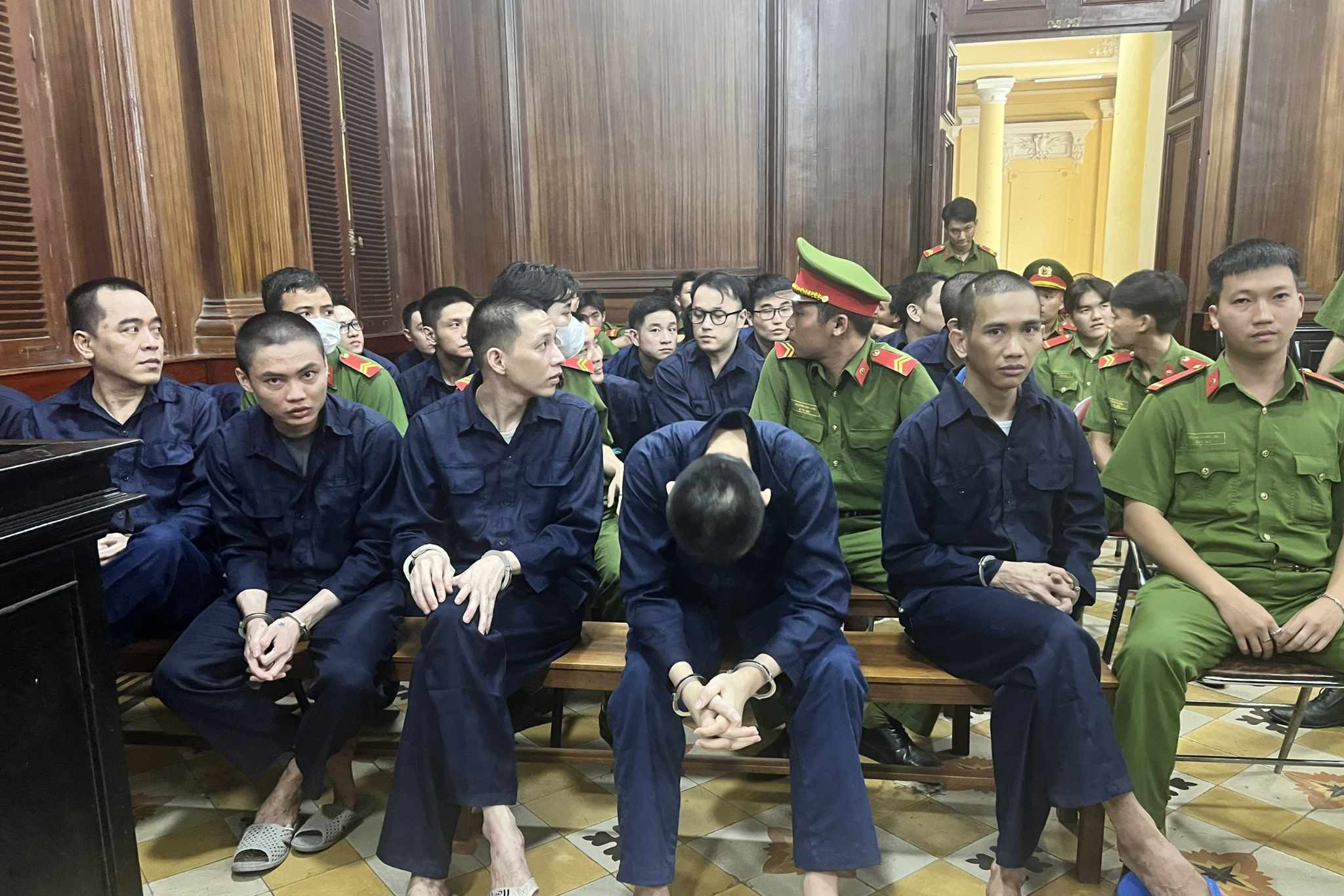 Tuyên 18 án tử hình cho băng tội phạm ma túy xuyên quốc gia
