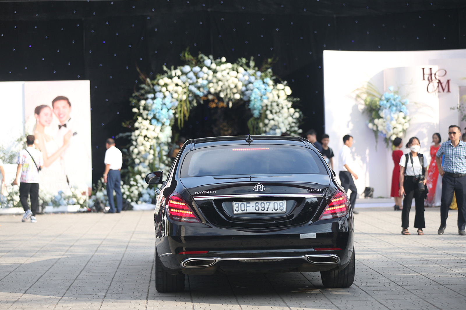 xe cuoi van hau 7.jpg