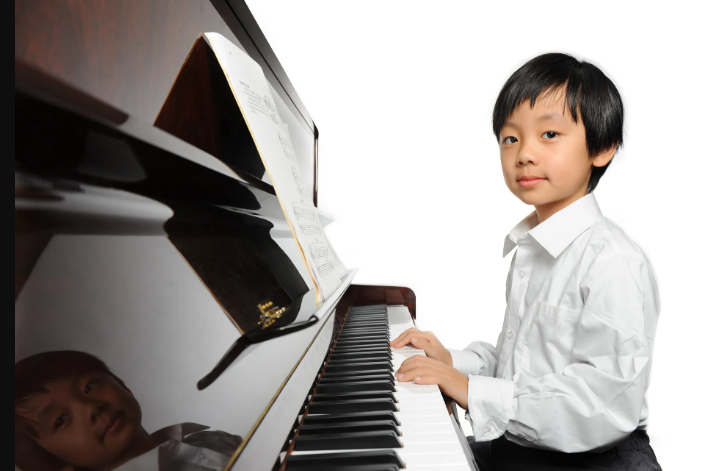 Bố mẹ đua nhau chi tiền đi xét nghiệm gen tài năng cho con