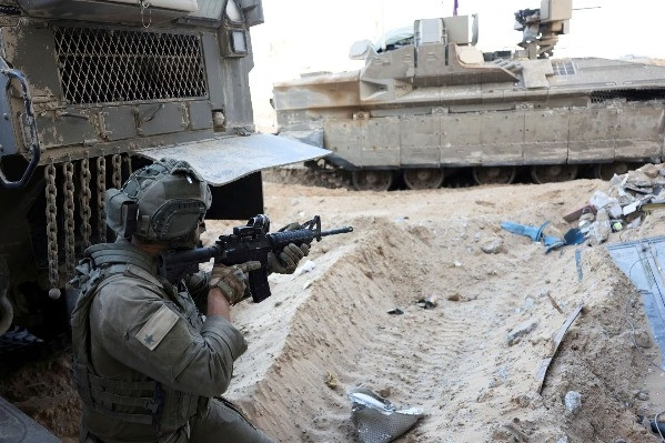 IDF hạ chỉ huy Hamas ngăn dân thường sơ tán, Iran kêu gọi cấm vận Israel