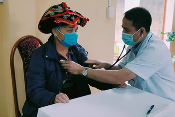 Khám miễn phí bệnh lý tuyến giáp cho phụ nữ vùng khó khăn ở Lào Cai