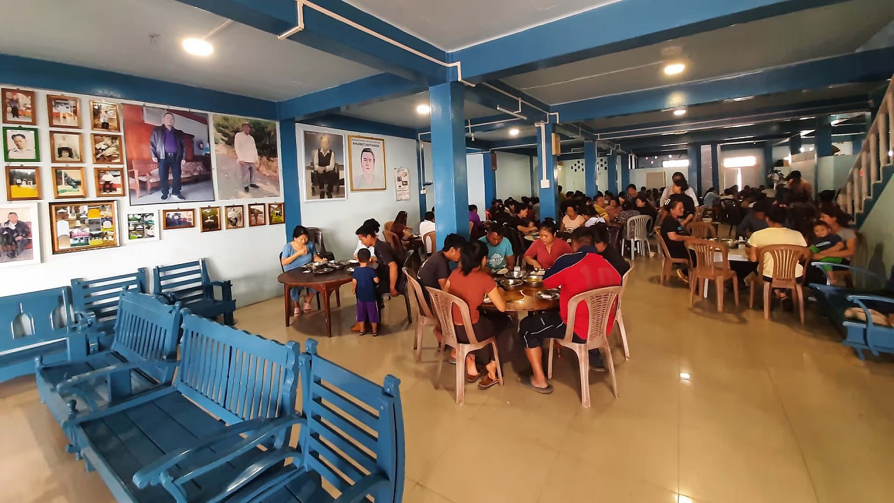 dining spaced5aa0477.jpg