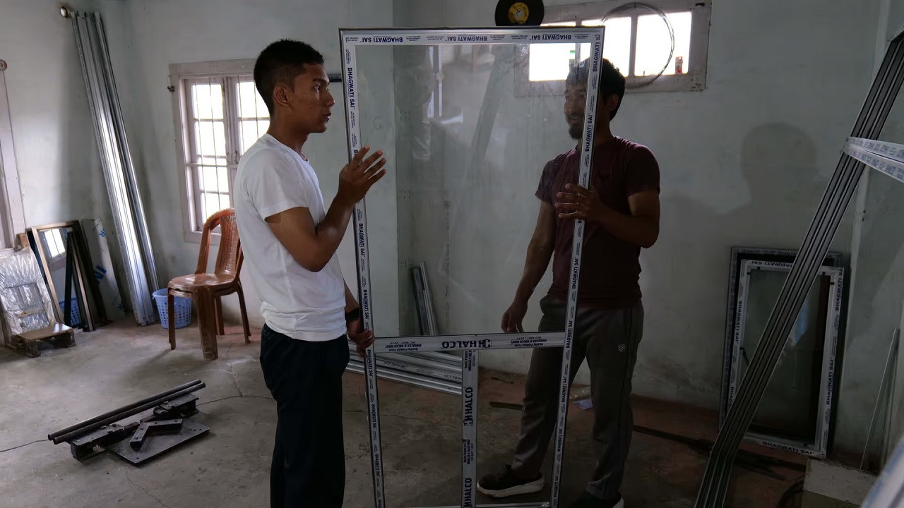 men glass5bb7804a.jpg