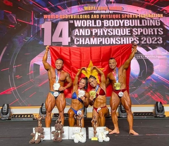 Vietnam bags eights golds at World Bodybuilding Championship hinh anh 2