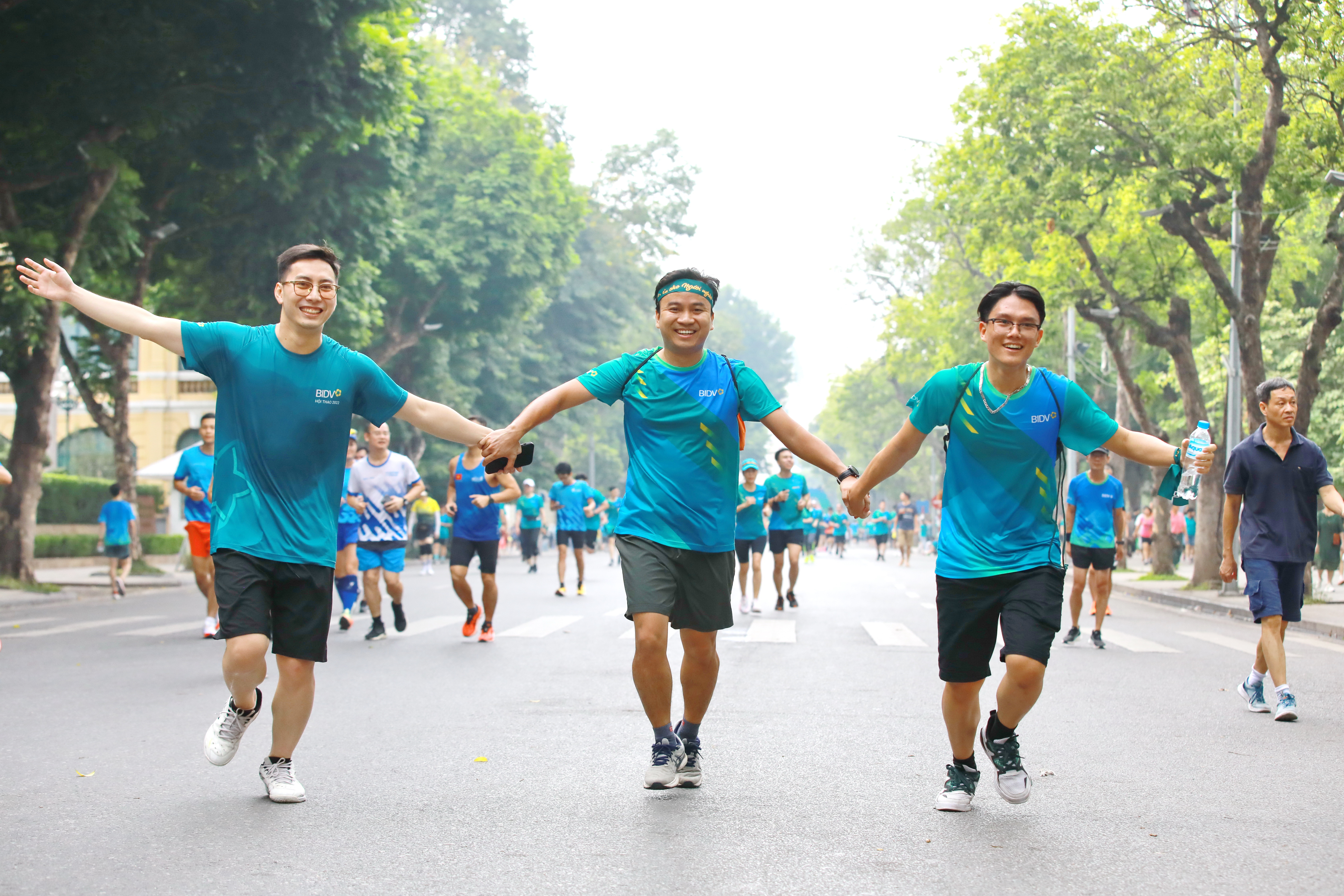 06 toan bo thanh tich hoat dong cua cacvdv duoc bidv quy doi thanh tien de tang qua cho nguoi ngheo nhan dip xuan giap thin 2024.jpg