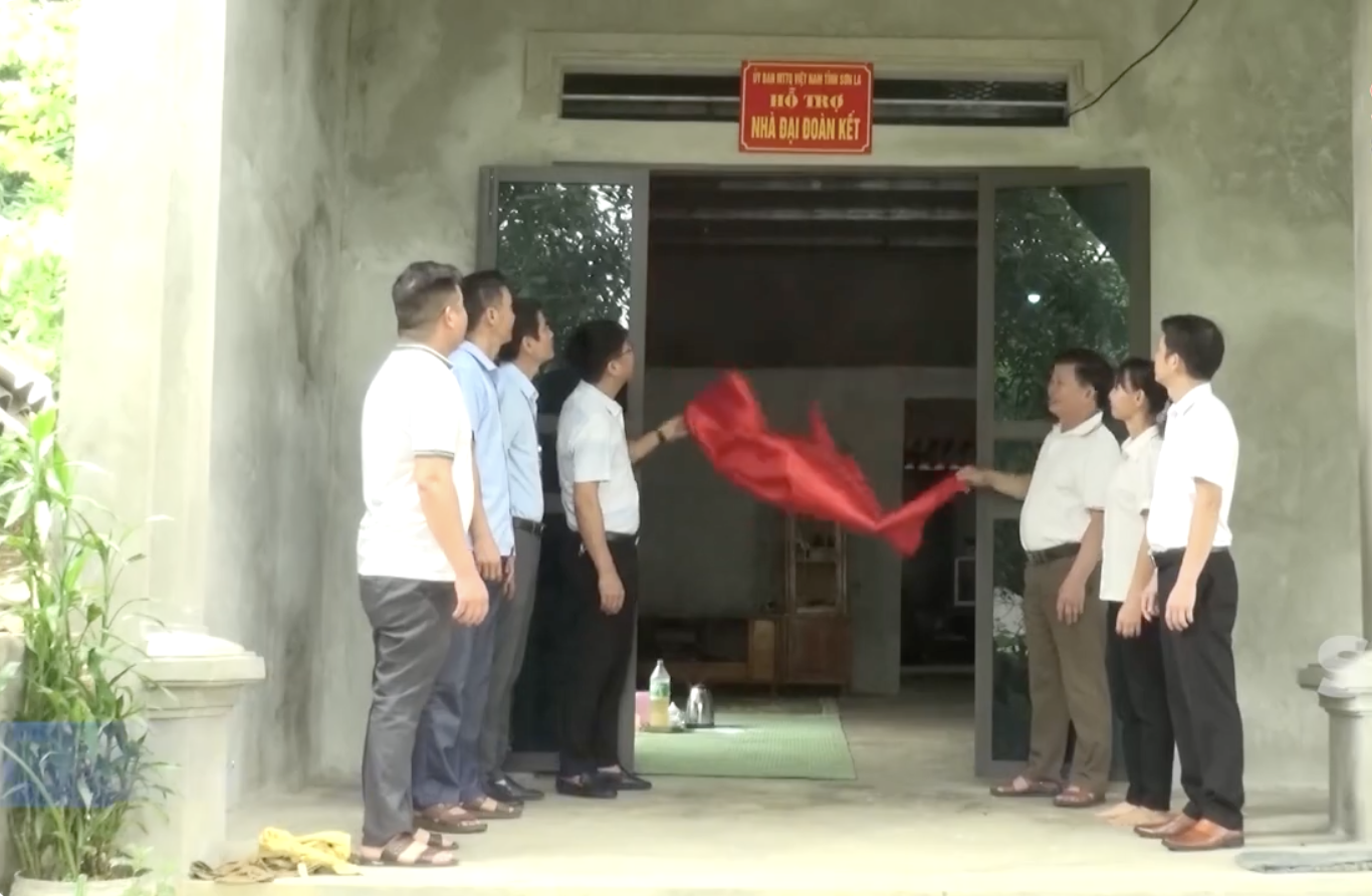 Ngày hội của tình đoàn kết, nghĩa đồng bào