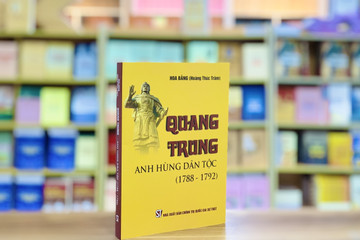 Cuốn sách khắc họa rõ nét cuộc đời anh hùng dân tộc Quang Trung