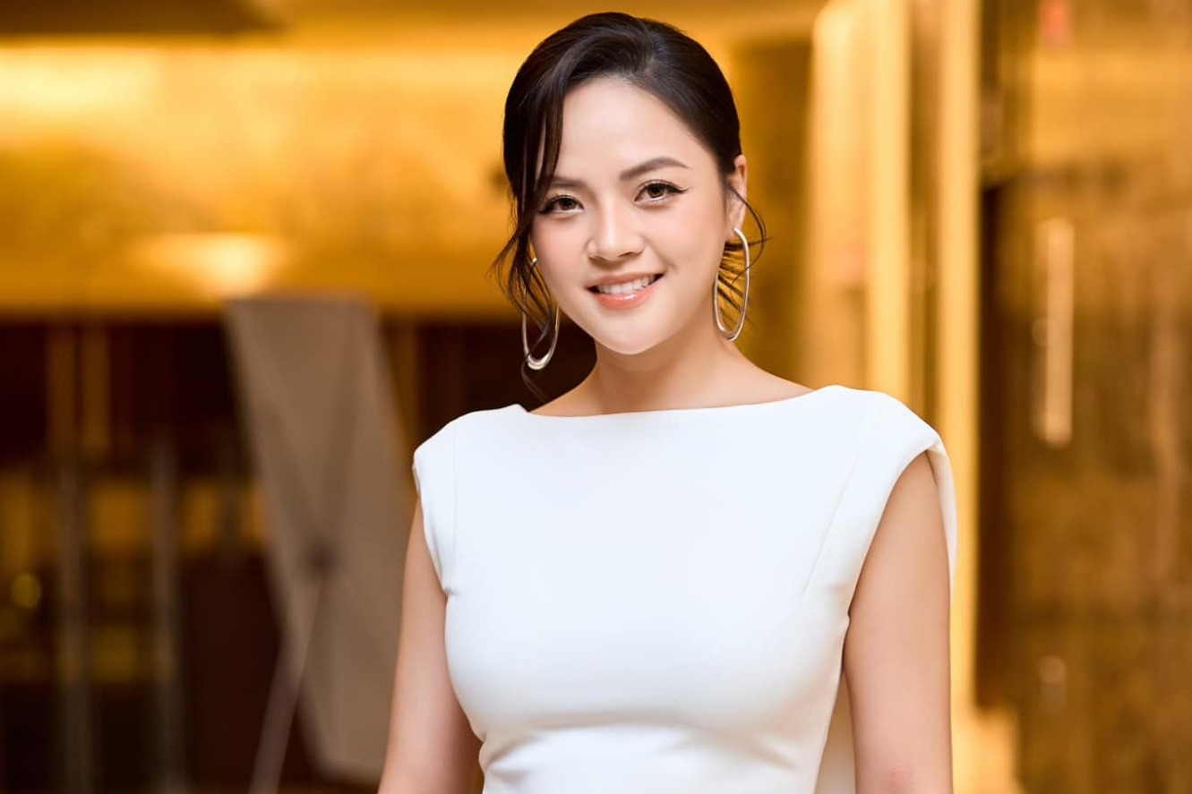 Diễn viên Thu Quỳnh 'Về nhà đi con' bất ngờ thông báo tin vui