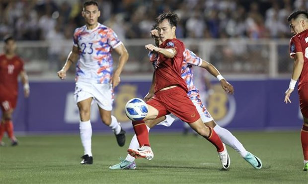 2026 World Cup’s Asian qualifiers: Vietnam beat Philippines 2-0 hinh anh 1