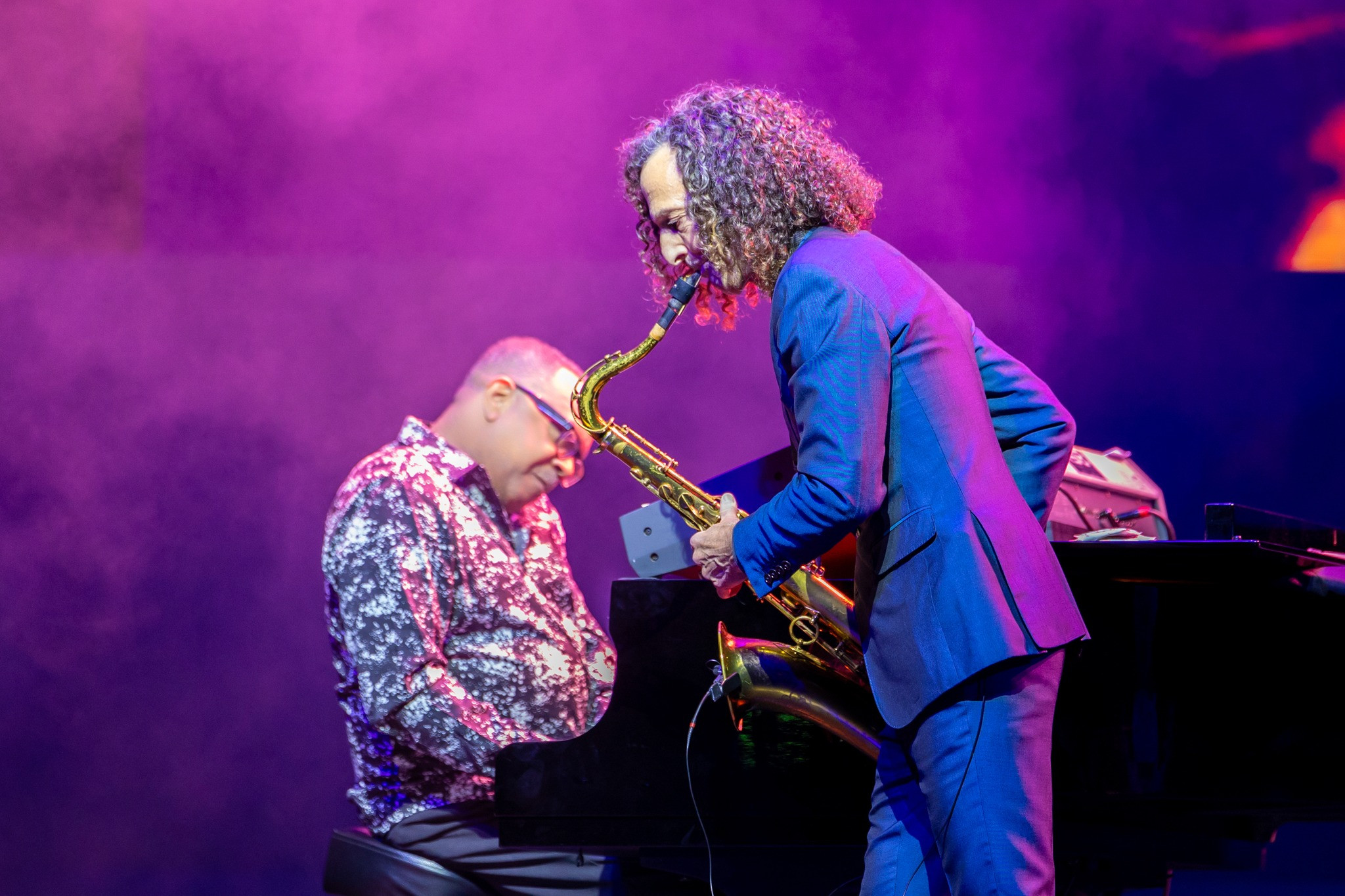 Huyền thoại saxophone Kenny G có đêm diễn thứ 2 tại Hà Nội