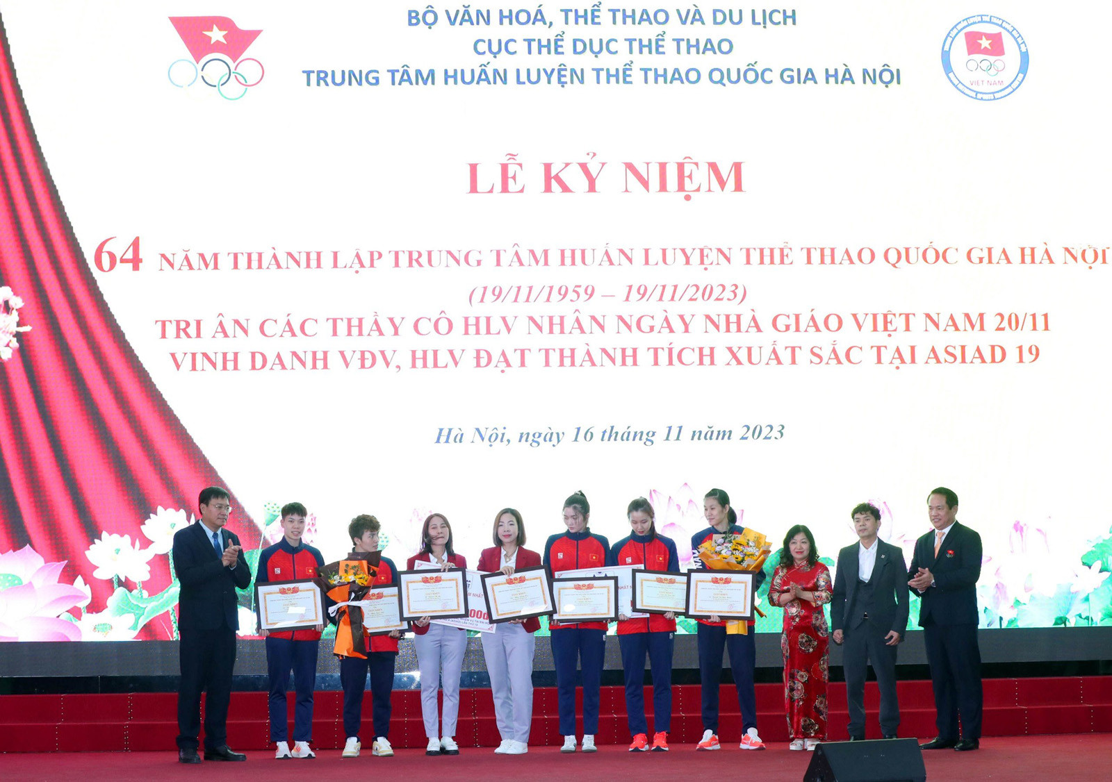 le khen thuong vdv asiad 2.jpg