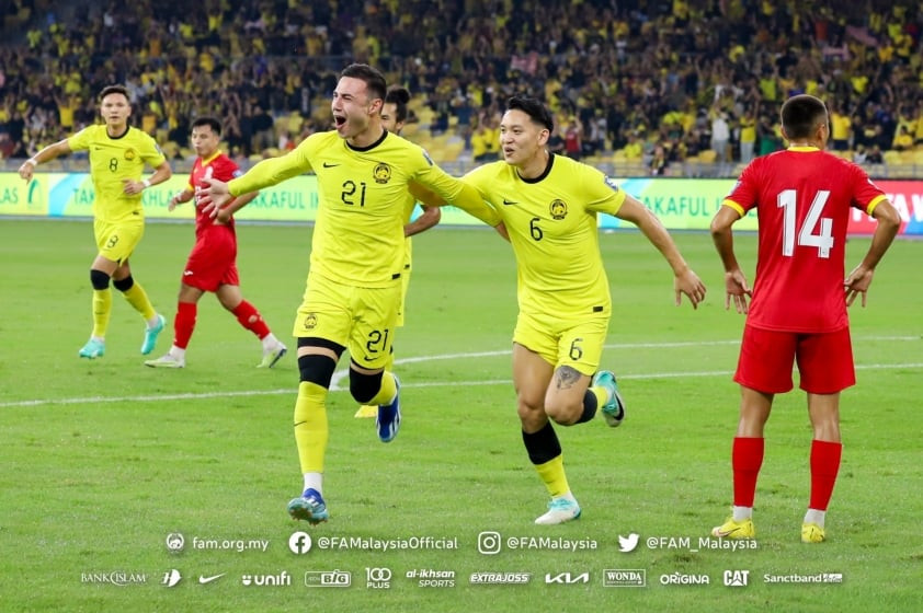 Vòng loại World Cup: Malaysia gây địa chấn, Hàn Quốc, Nhật Bản cùng thắng 5 sao