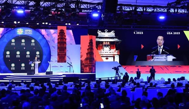President Vo Van Thuong attends APEC CEO Summit 2023 hinh anh 1