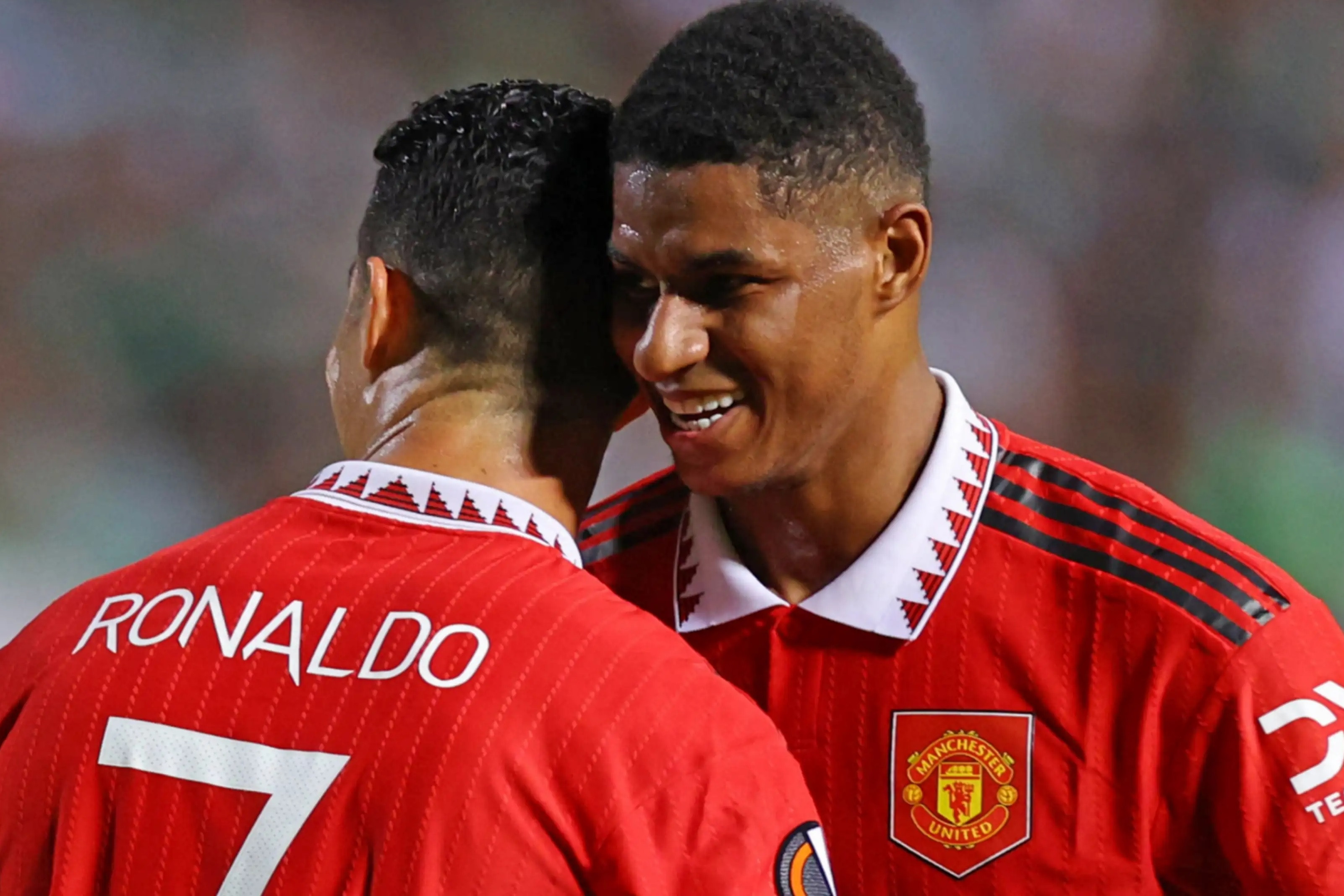 Sao MU giữ khư khư món quà ‘không thể chạm tới’ của Ronaldo