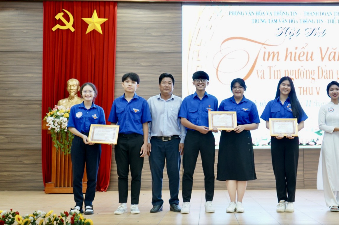 Sôi nổi hội thi “Tìm hiểu Văn hóa và Tín ngưỡng dân gian Việt Nam” ở Dĩ An
