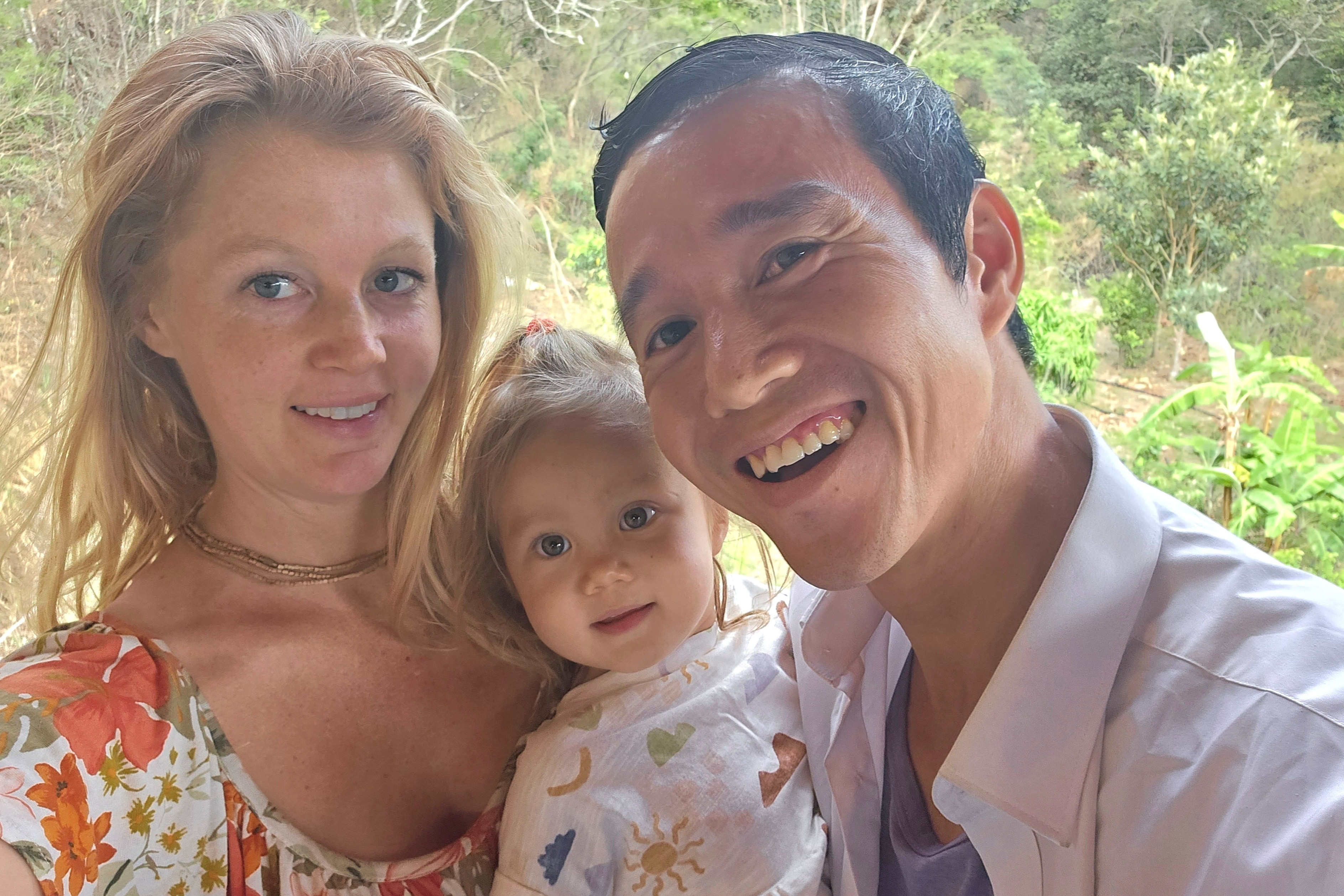 American woman's love for Vietnamese language leads to marriage with local man