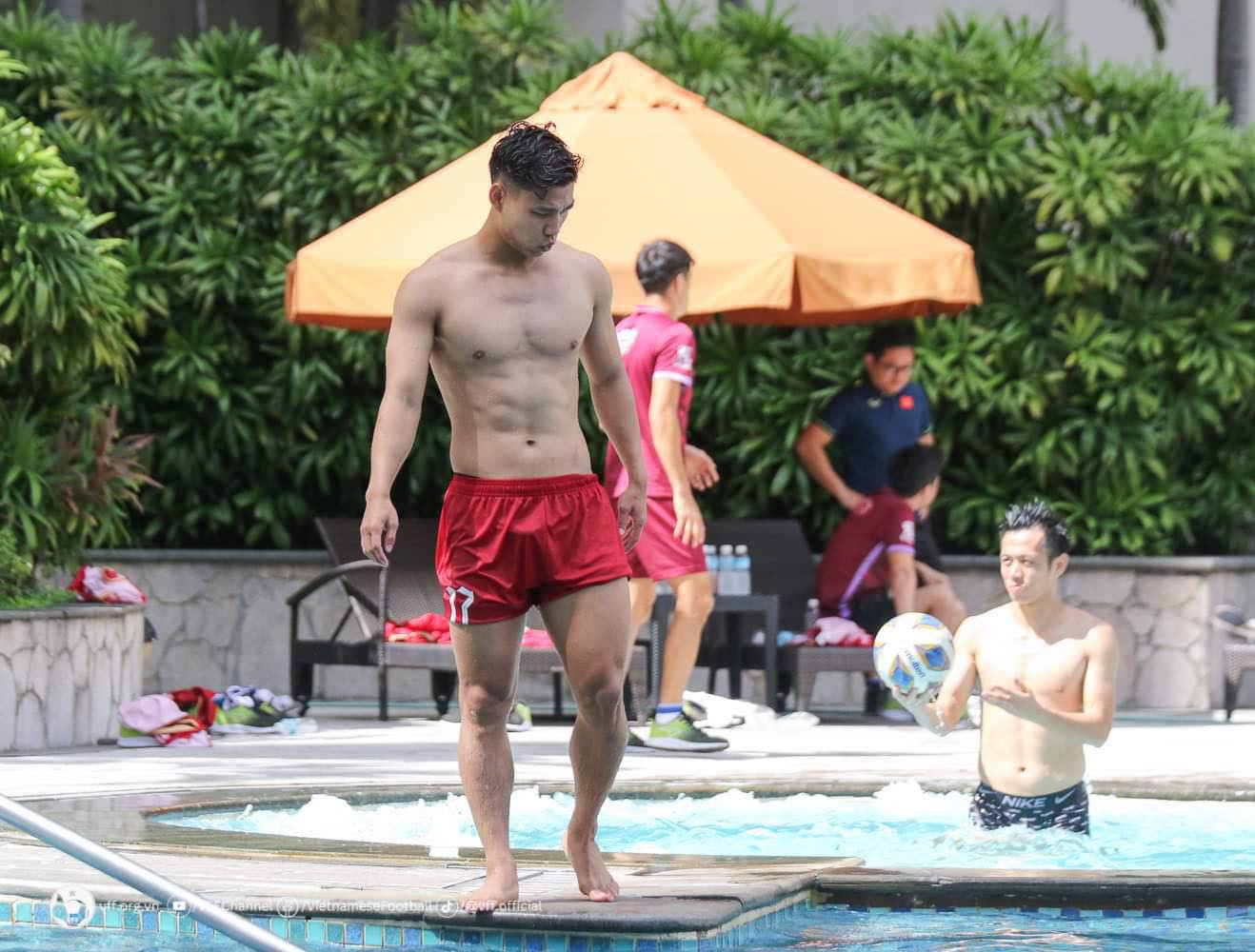 tuyen viet nam 3.jpg