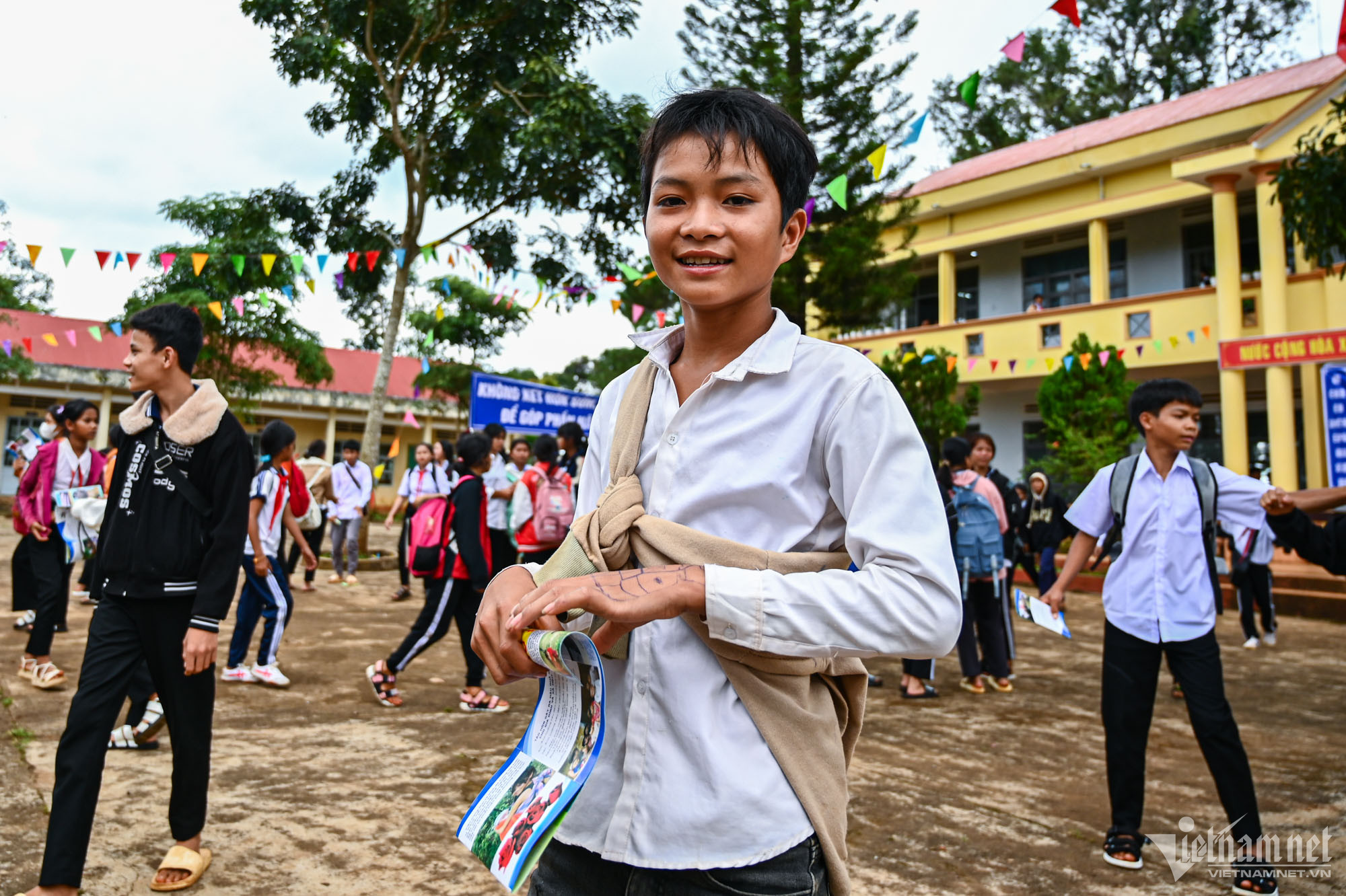 W-nguyen-hue-tay-nguyen-5-1.jpg