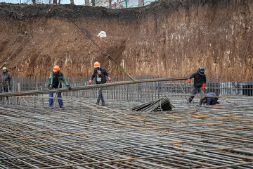 Ukraine xây trường học dưới lòng đất, đón học sinh về học trực tiếp