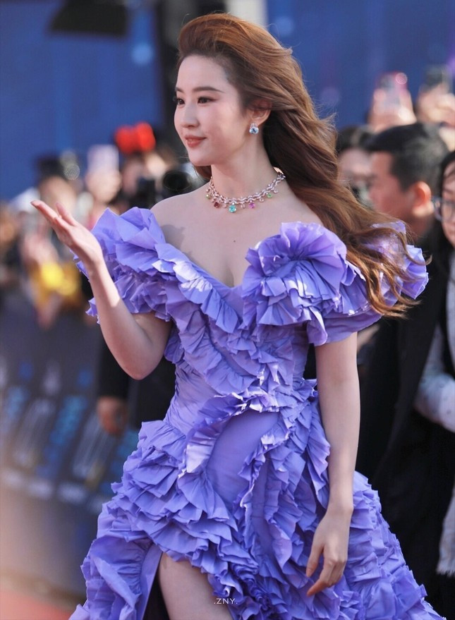 Cảnh hôn của Lưu Diệc Phi gây sốt ảnh 2