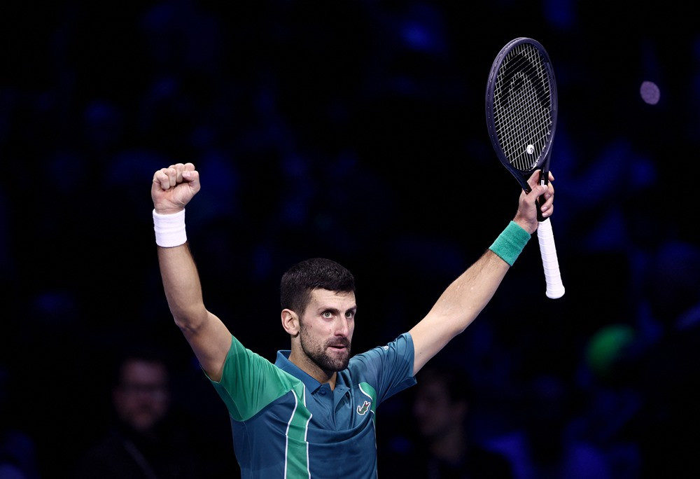Djokovic thắng dễ Carlos Alcaraz, vào chung kết ATP Finals 2023