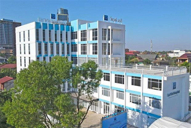 Hospital for Vietnamese in Laos opens hinh anh 1