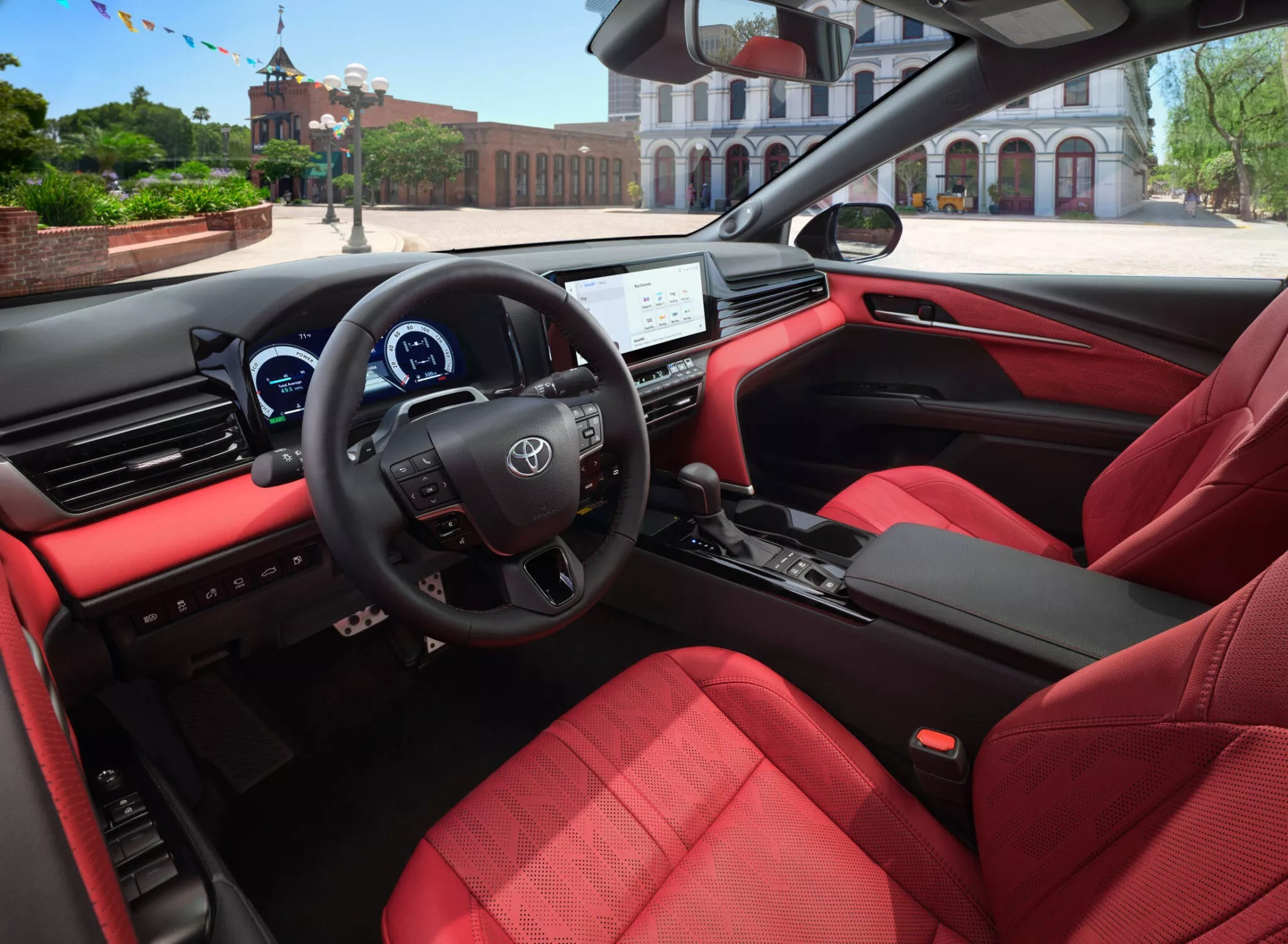 Những ưu và nhược điểm trên Toyota Camry 2025 vừa ra mắt