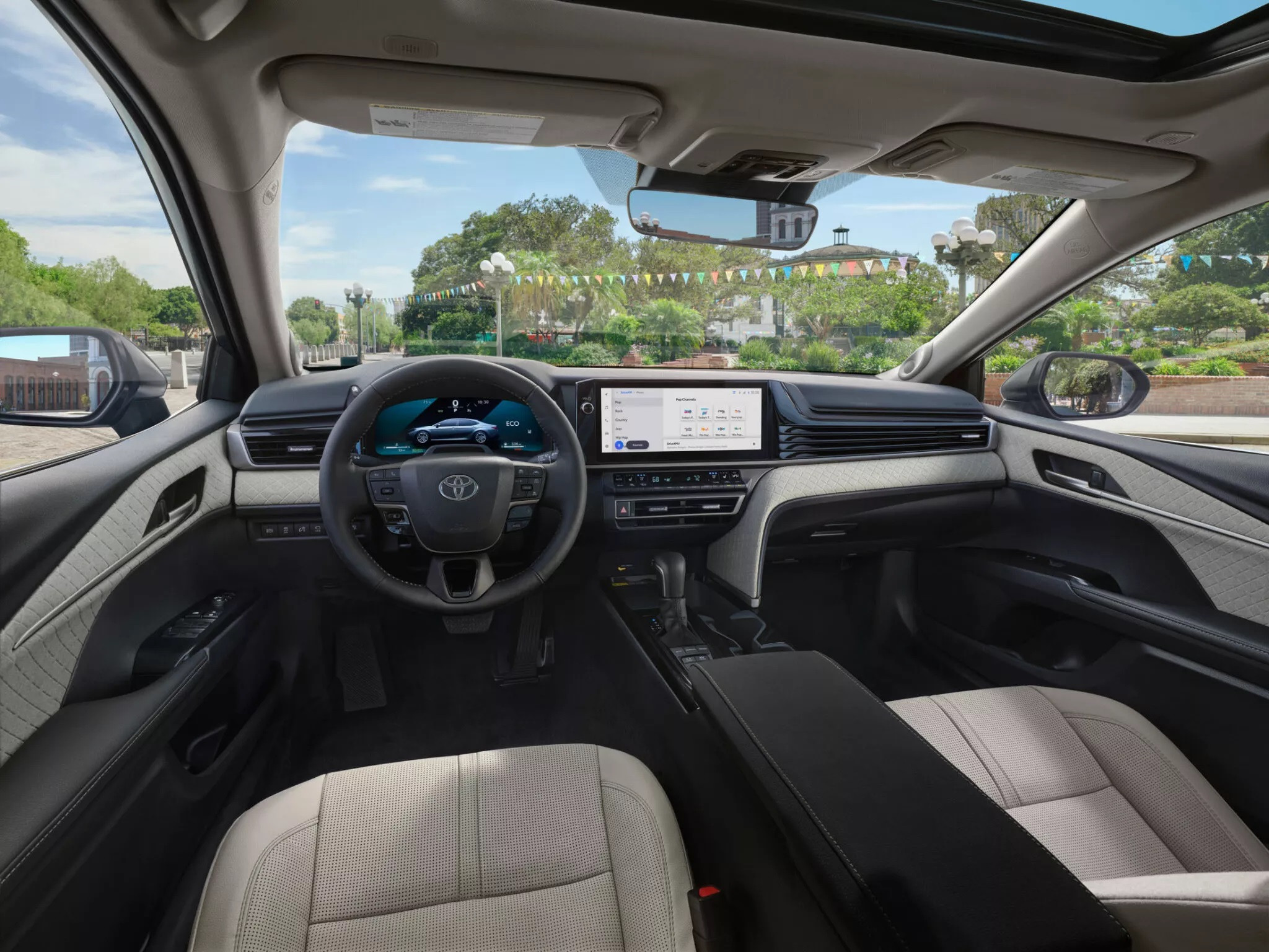 Những ưu và nhược điểm trên Toyota Camry 2025 vừa ra mắt