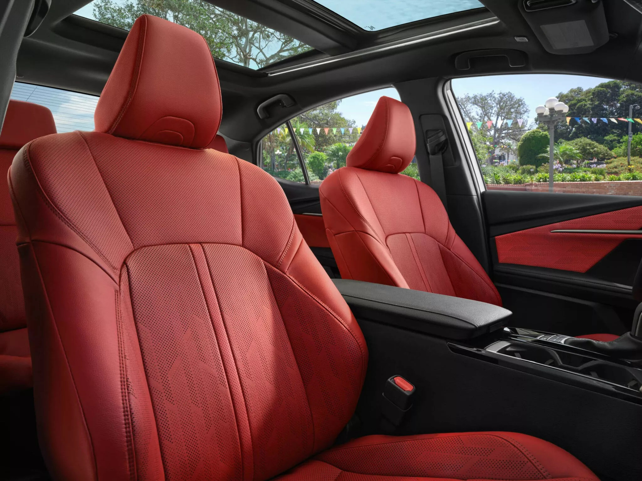 Những ưu và nhược điểm trên Toyota Camry 2025 vừa ra mắt