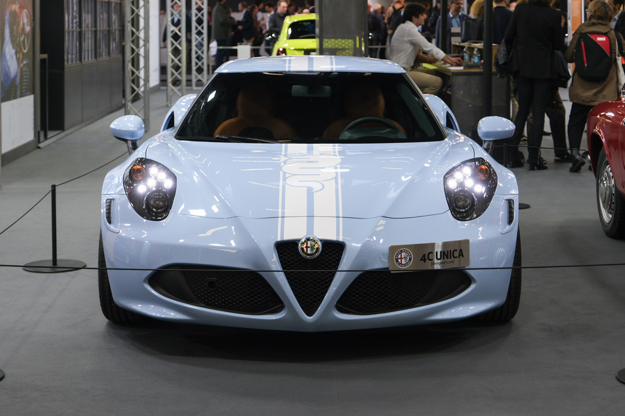 Cận cảnh Alfa Romeo 4C Unica độc nhất thế giới
