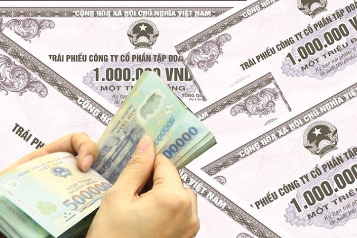 Bản tin kinh tế 2/11: 70.000 tỷ trái phiếu sắp đáo hạn; sân bay miền Tây ế khách