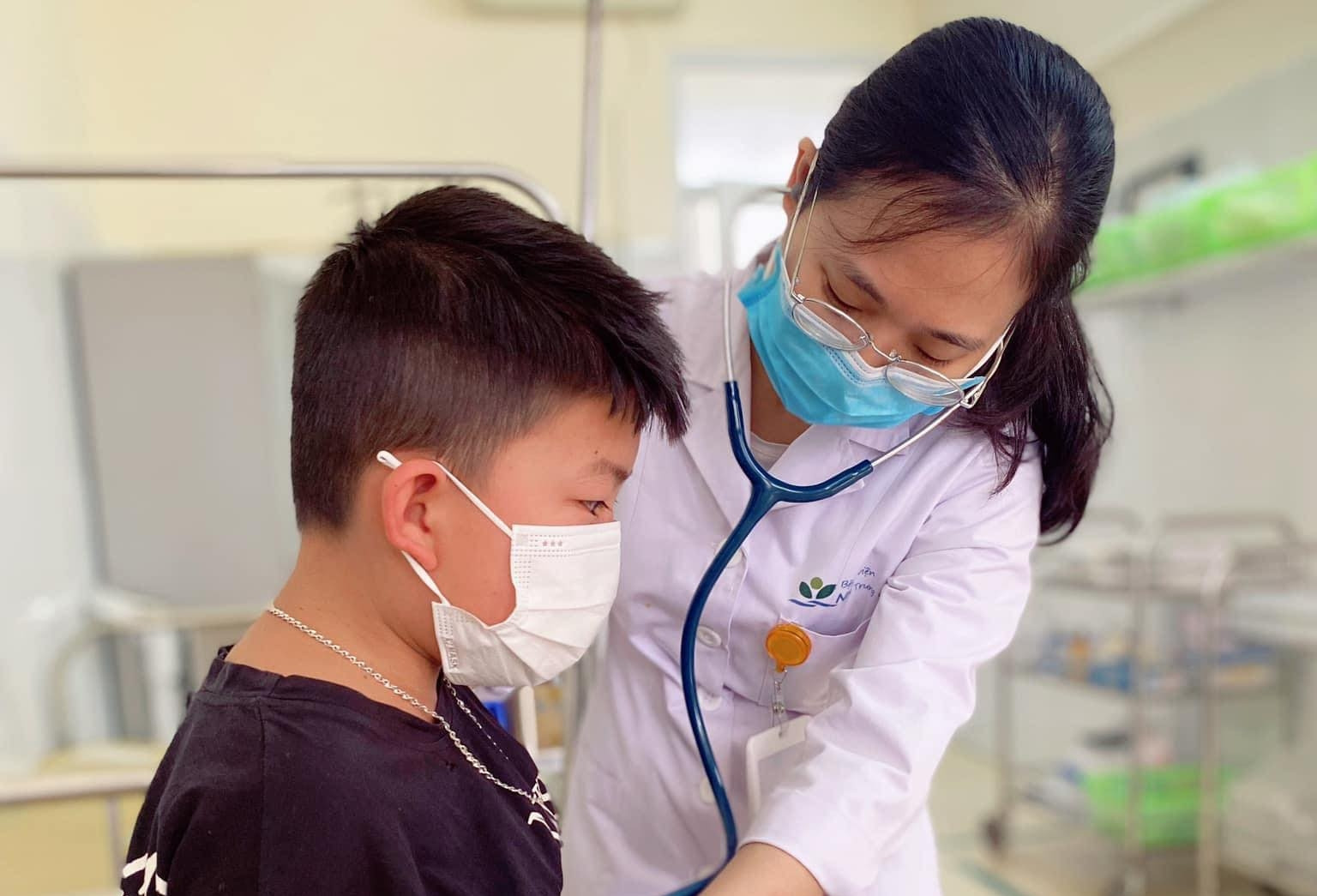 Hàng nghìn trẻ em miền núi được chăm sóc y tế nhờ mô hình ECHO