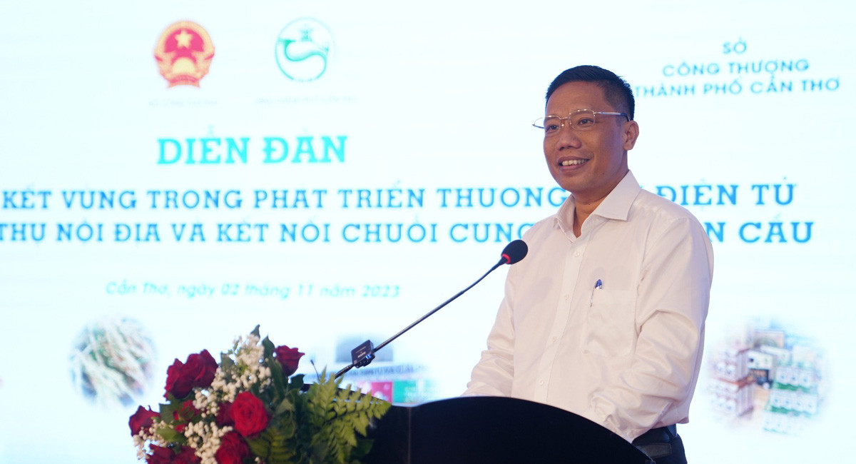 phat trien thuong mai dien tu 1 1.jpg