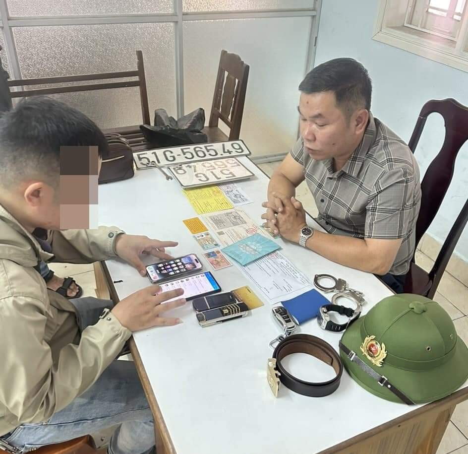 z4842163651157 6fe7d5a197b1e2e316d3b24920ff54c7.jpg