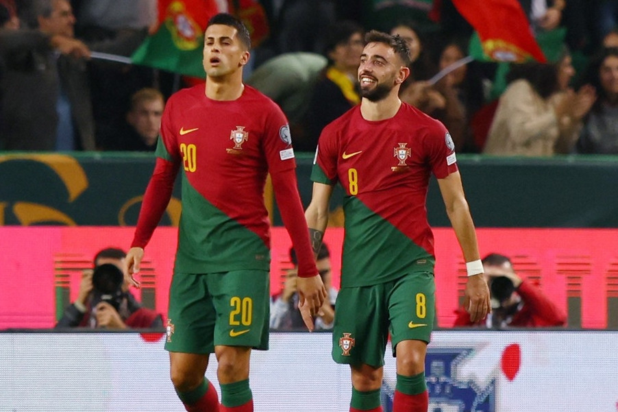 Bruno Fernandes tỏa sáng, Bồ Đào Nha lập kỳ tích ở vòng loại EURO