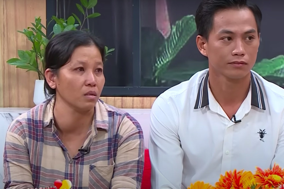 Cặp đôi trốn gia đình thuê phòng trọ sống thử, 1 năm sau bế con về