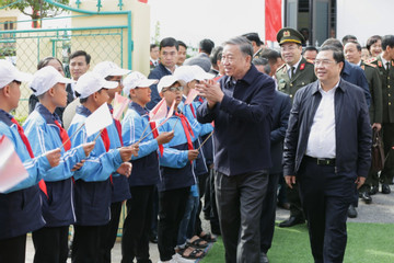 Đại tướng Tô Lâm dự Ngày hội Đại đoàn kết toàn dân tộc tại Nam Định