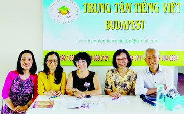 Teacher tries to preserve Vietnamese language in Hungary