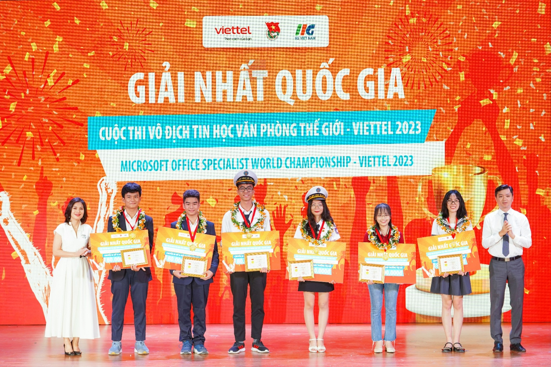 Chạm tới tấm huy chương thế giới từ niềm đam mê Tin học văn phòng