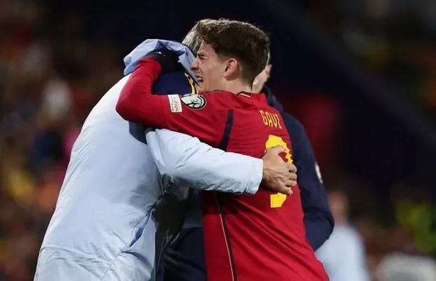 gavi chan thuong.jpg