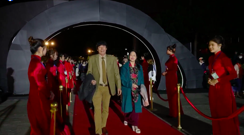 screen shot 2023 11 21 at 215422.png