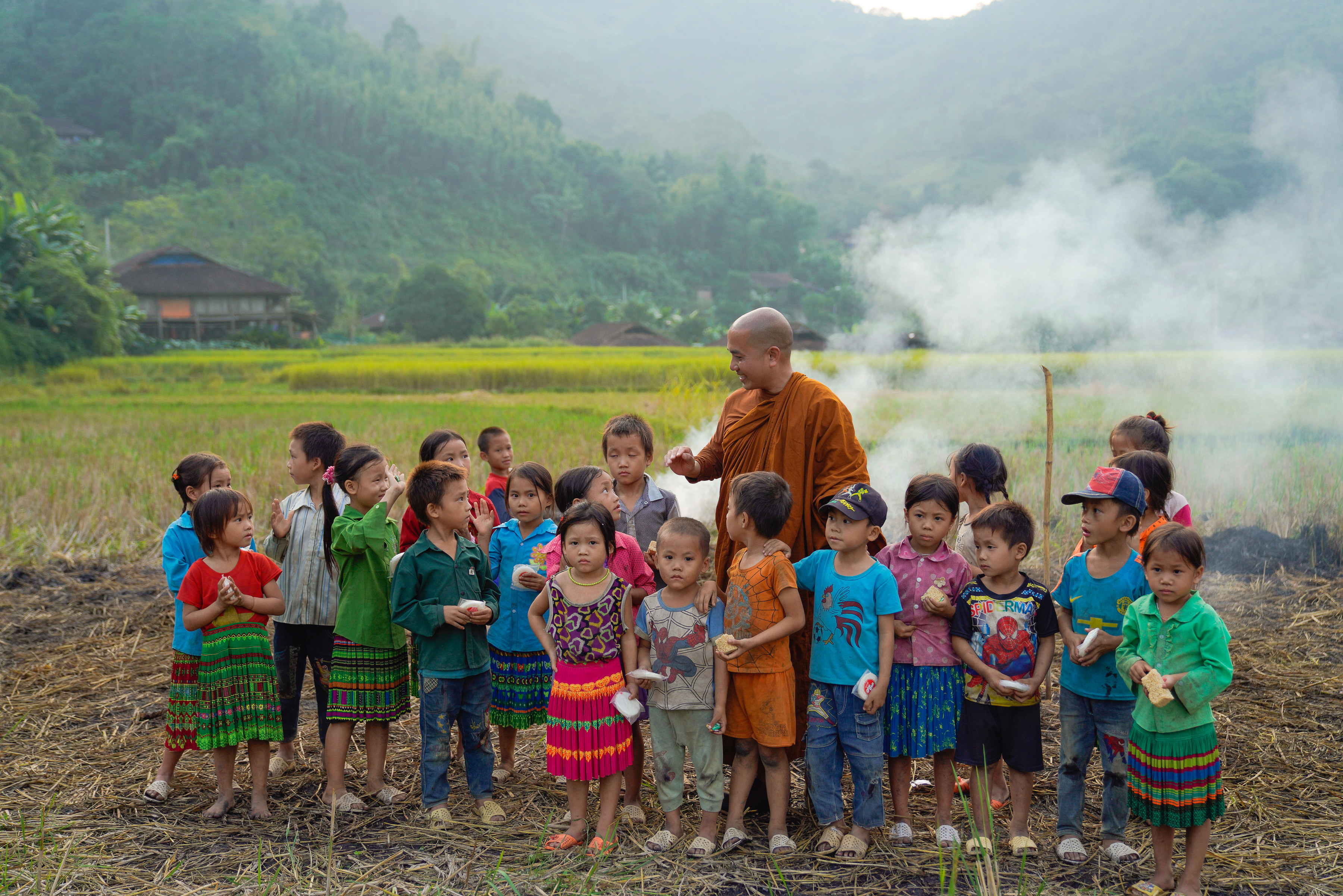 Thầy Minh Niệm: Dấn thân chữa lành, gieo hạt mầm yêu thương