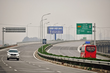 Bộ GTVT nghiên cứu mở rộng cao tốc Cao Bồ - Mai Sơn lên 6 làn xe