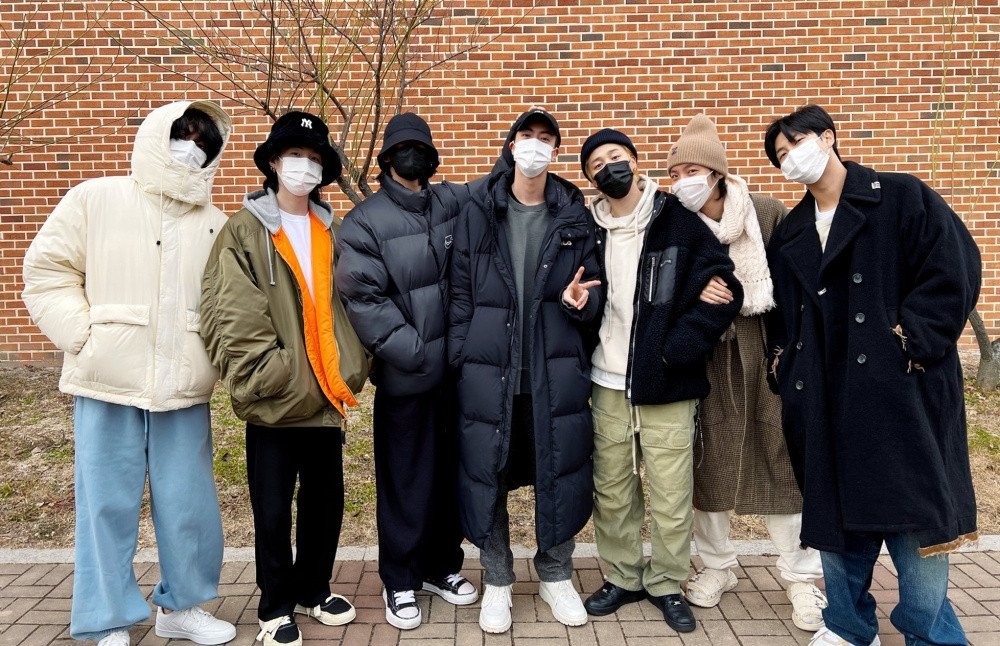 Nhóm nhạc BTS chuẩn bị cho sự kiện kỷ niệm 10 năm ngày ra mắt | baotintuc.vn