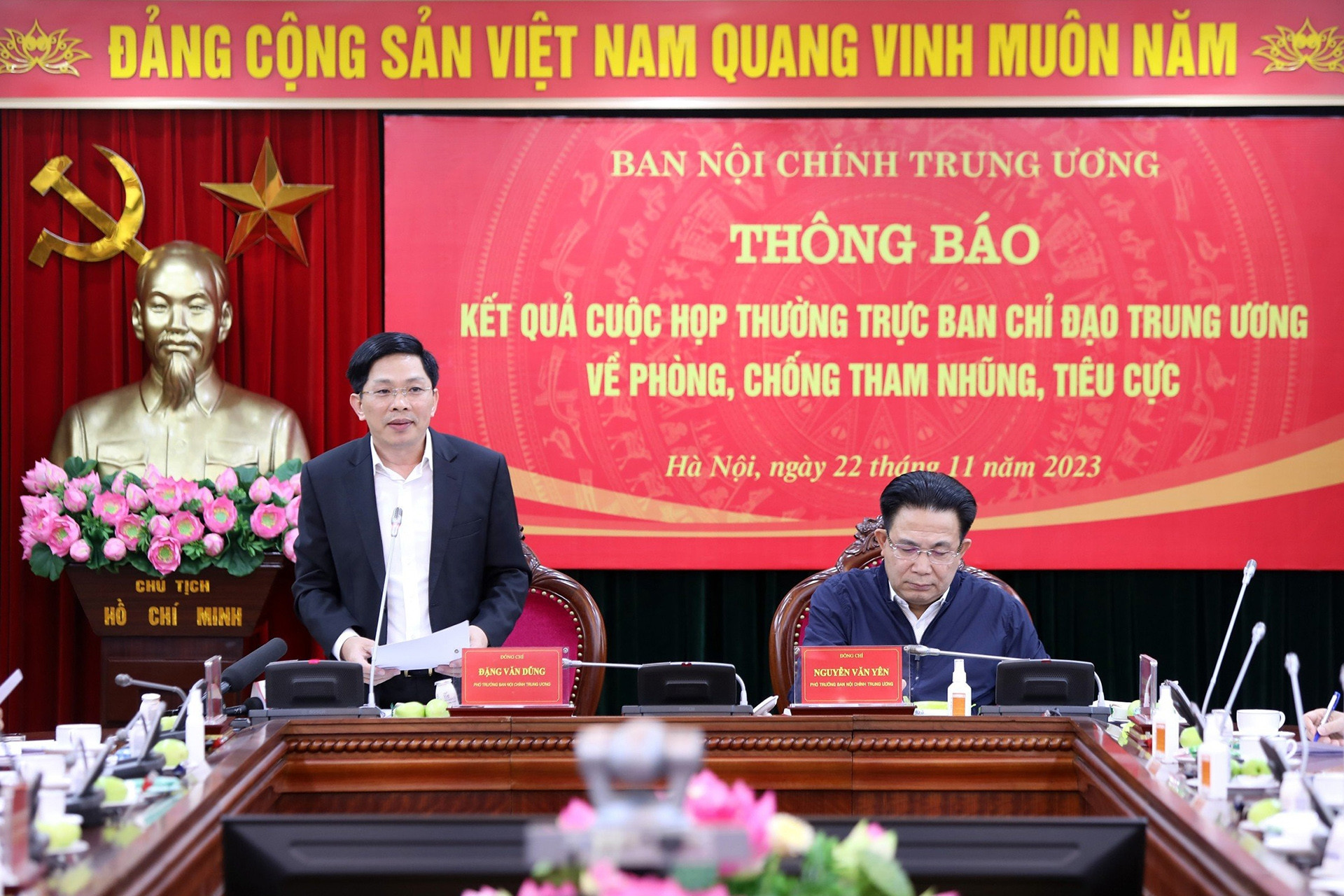 Thông tin 23 lãnh đạo, cán bộ cấp vụ, cục bị khởi tố trong vụ Vạn Thịnh Phát