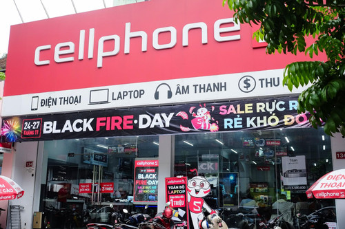 CellphoneS sale đậm trong 4 ngày Black Fire-day