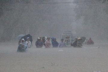Không khí lạnh kèm gió Đông, Thừa Thiên Huế cảnh báo tái diễn mưa lớn, ngập lụt