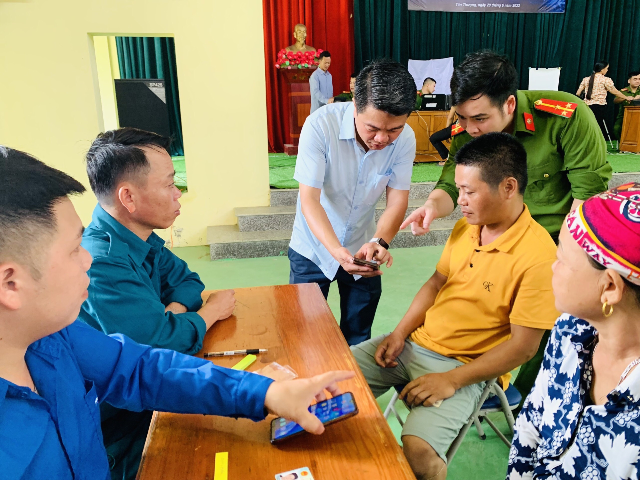 lao cai giam ngheo thong tin 1.jpg