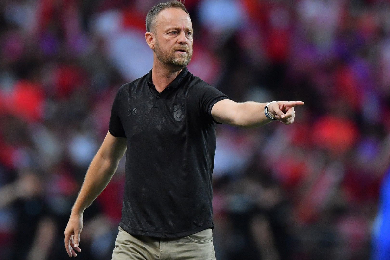 mano polking singapore thai lan.jpg